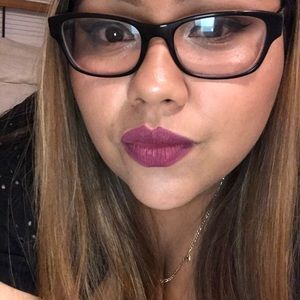 Meet your Posher, Karla